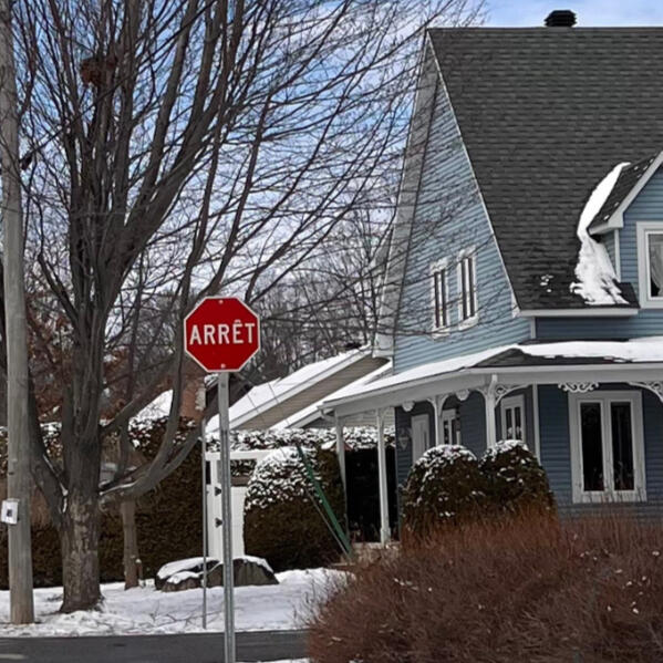 Buyers and sellers planning their real estate strategy during a January reset in the Montreal housing market for 2026